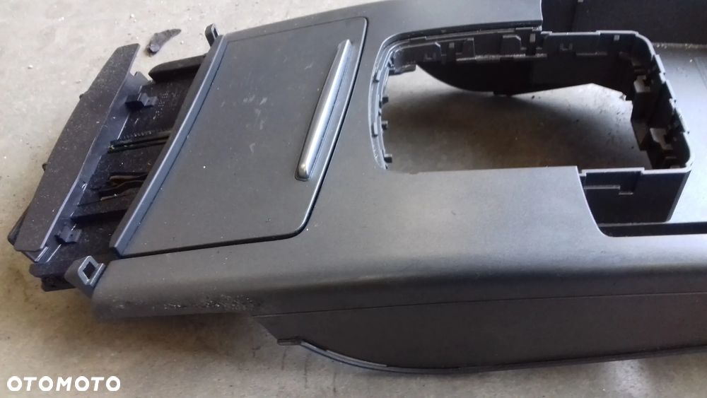 tunel środkowy A6 C6 - 4