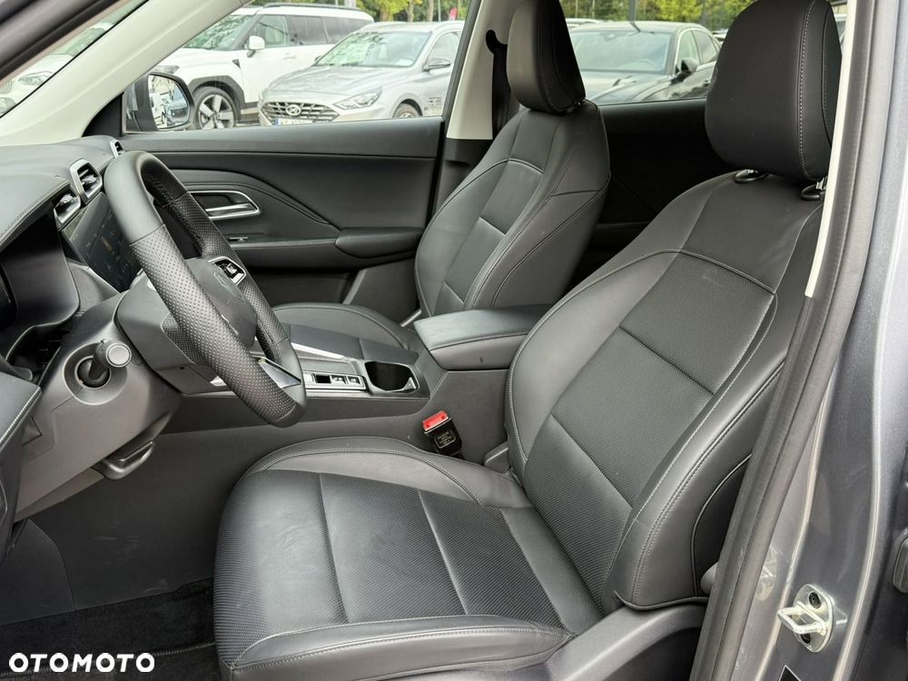 MG ZS 1.5 HEV+ Exclusive - 12