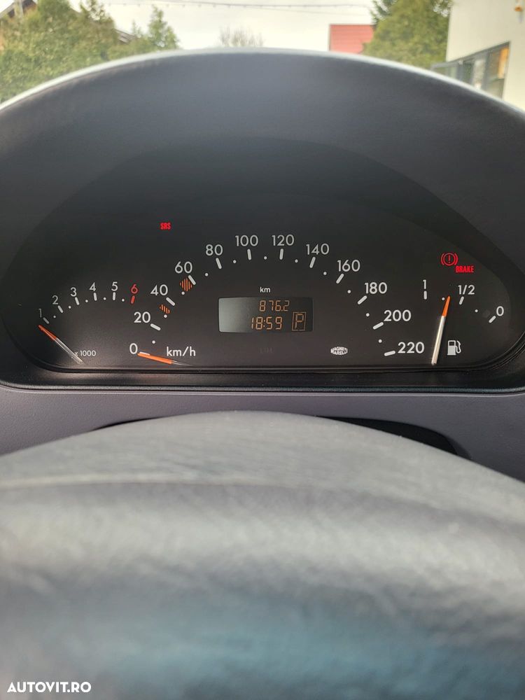 Mercedes-Benz EQA - 4