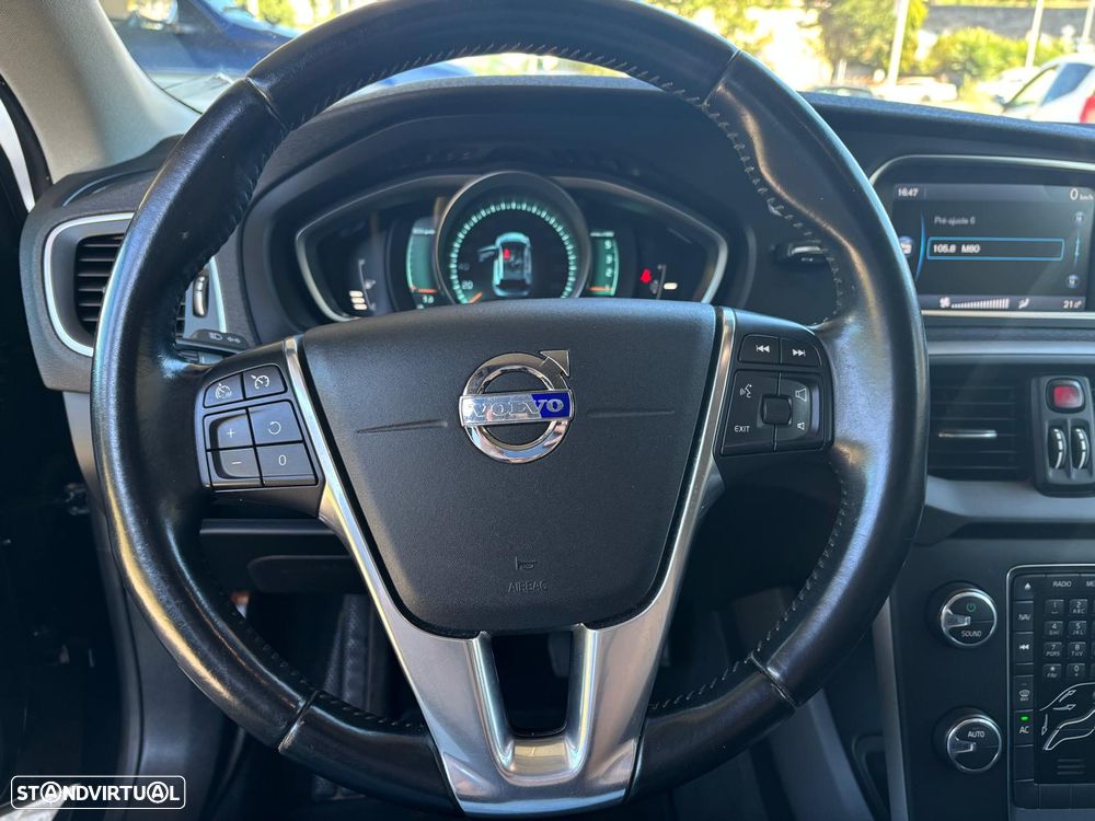 Volvo V40 Cross Country 1.6 D2 Momentum - 11