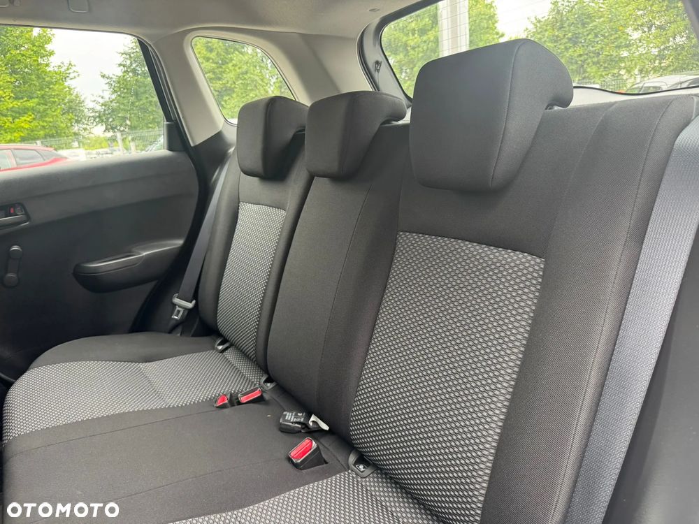 Suzuki Vitara 1.6 Comfort 2WD - 8