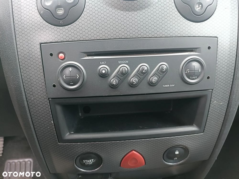 RENAULT MEGANE II 02-09 2003 r. radioodtwarzacz radioodbiornik radio  * - 1