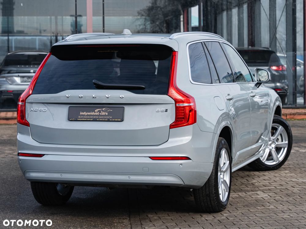 Volvo XC 90 - 3