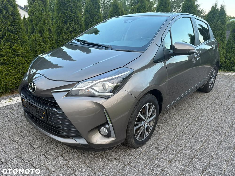 Toyota Yaris 1.5 Premium - 3