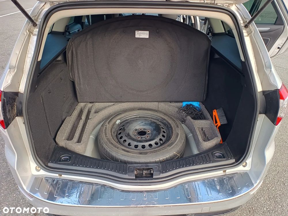 Ford Mondeo SW 2.0 TDCi Gold X - 39