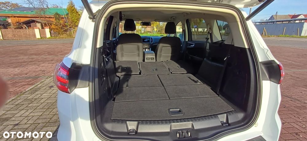 Ford S-Max 2.0 TDCi Titanium PowerShift - 15