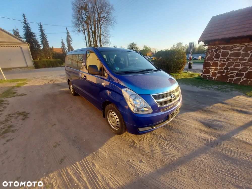 Hyundai H-1 2.5 CRDi Travel Family+ - 3