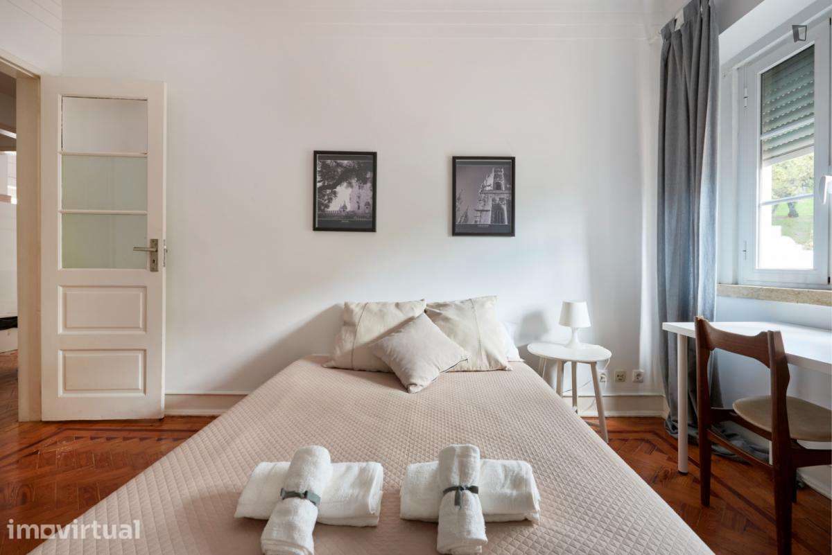 Quarto - localizado em Alameda Lisbon - Grande imagem: 3/53
