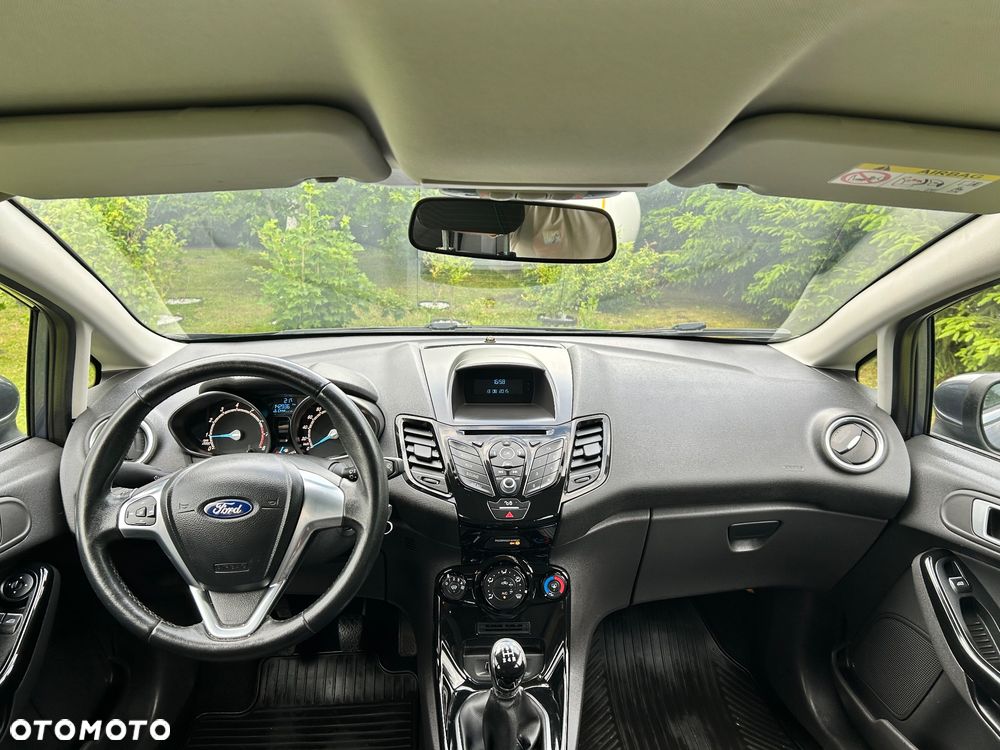 Ford Fiesta 1.0 EcoBoost Titanium - 17