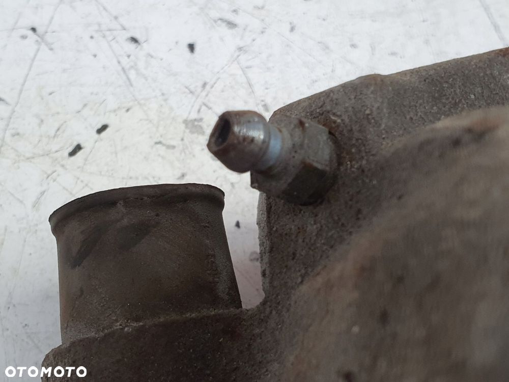 Volvo S60 II V60 I PRZEDNI ZACISK HAMULCOWY prawy przód pasażera 31471664 - 16