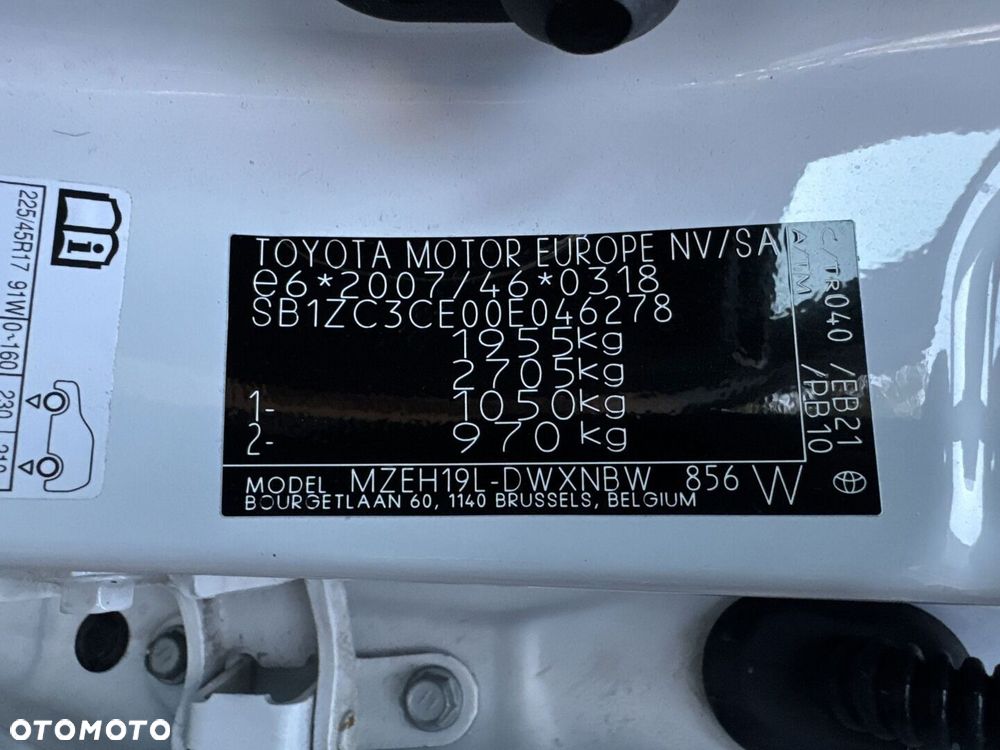 Toyota Corolla - 18