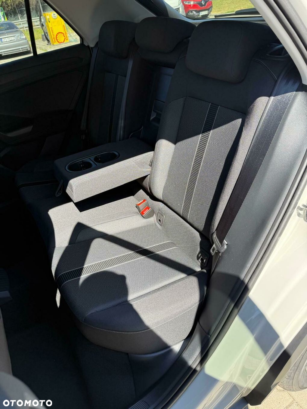 Volkswagen T-Roc 1.5 TSI Life Plus DSG - 32