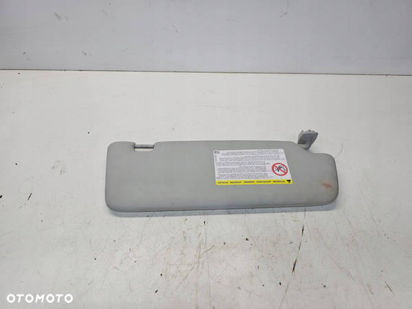 OSŁONA PRZECIWSŁONECZNA AUDI Q3 8U A3 8V A4 A5 8U1857551 FT9