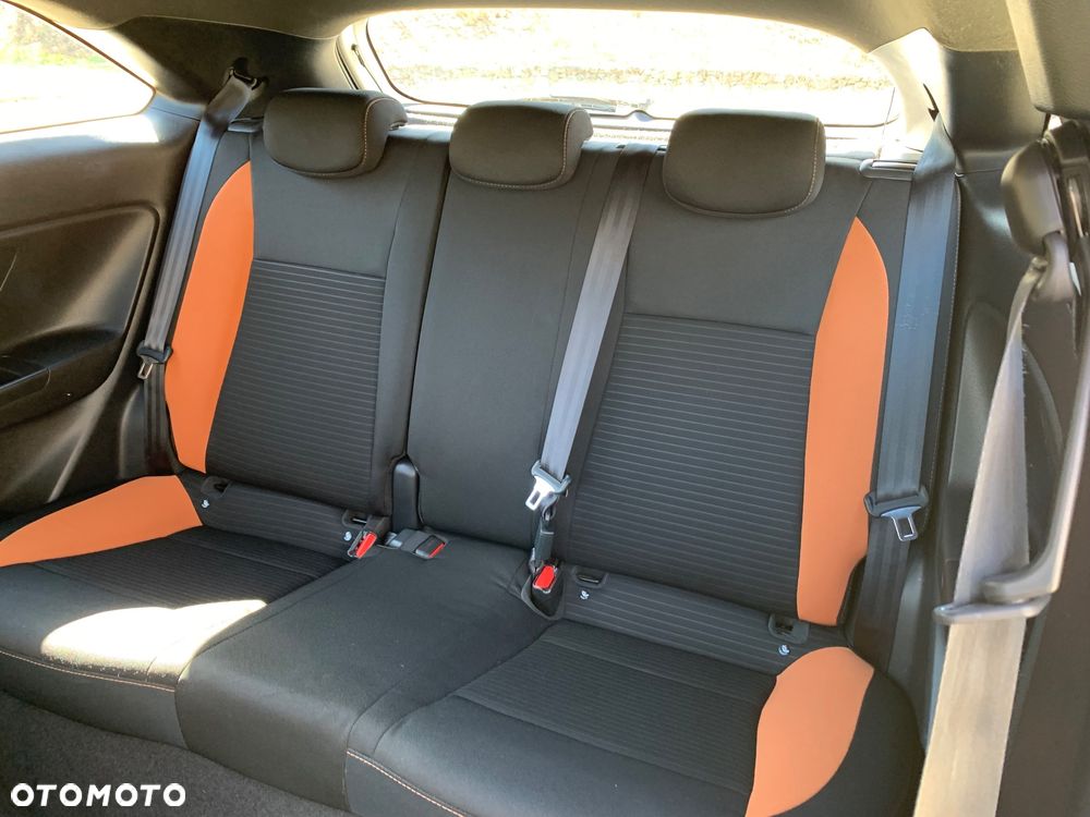 Hyundai i20 - 14