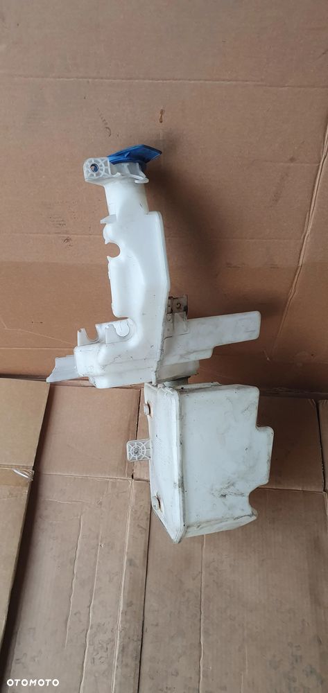 Zbiorniczek płynu spryskiwaczy pompki XENON VW Passat B6 3C0955453N - 1