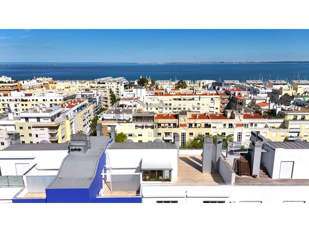 Penthouse T3 (possível T4) com Terraço, plena vista Rio e Garagem, ... - Grande imagem: 2/60