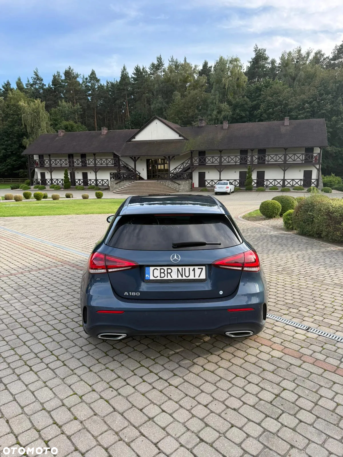 Mercedes-Benz Klasa A 180 AMG Line 7G-DCT - 5