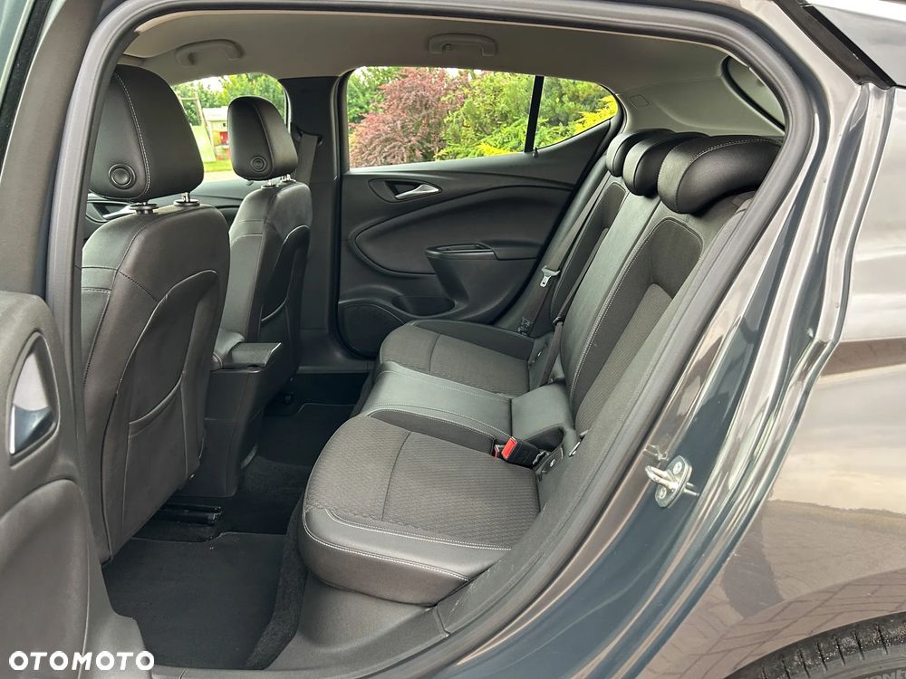 Opel Astra 1.4 Turbo Innovation - 26