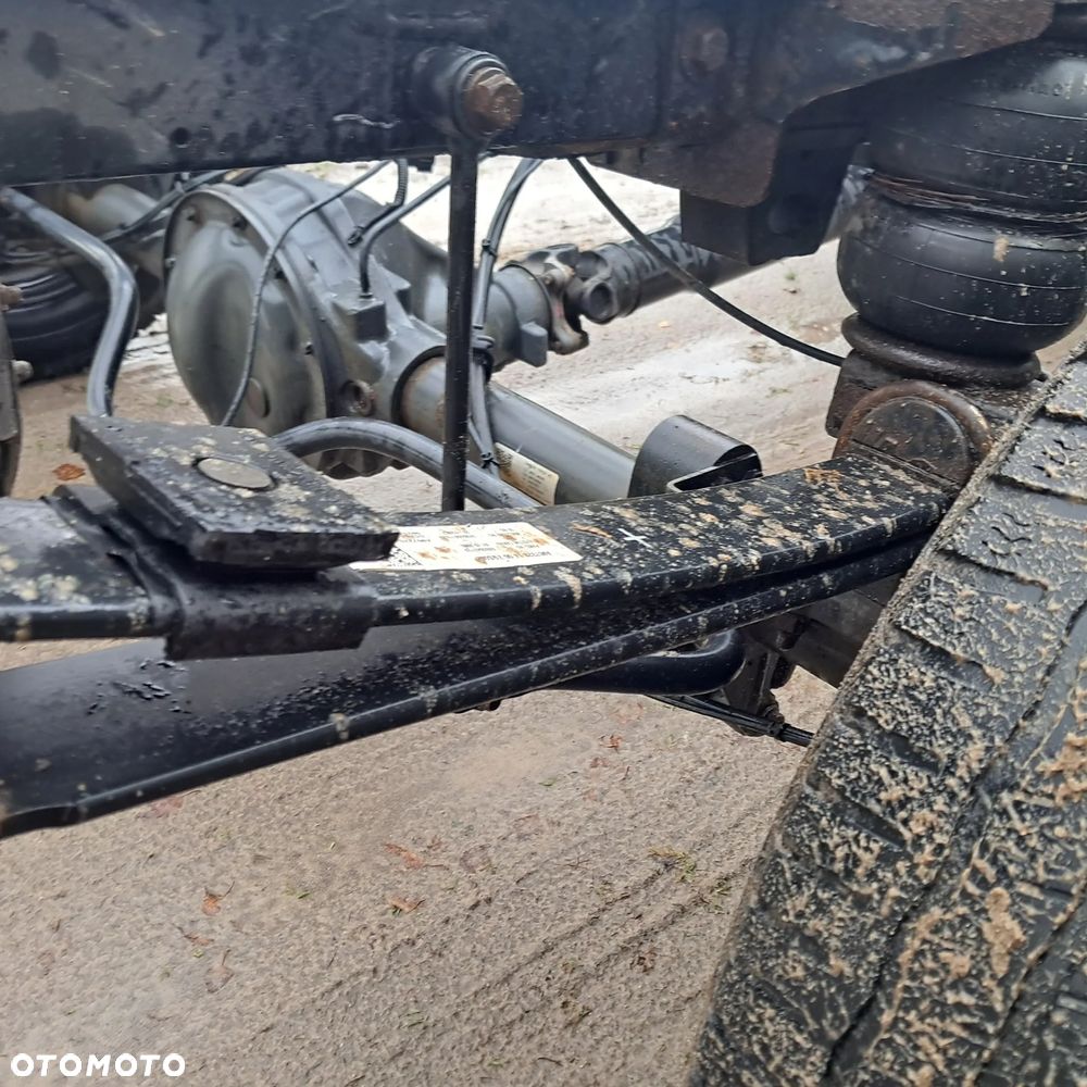 Mercedes-Benz SPRINTER - 22