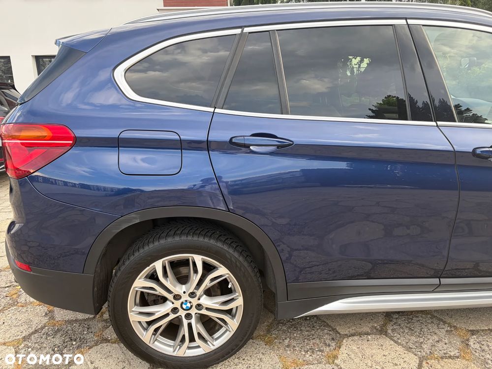BMW X1 xDrive20i xLine - 4