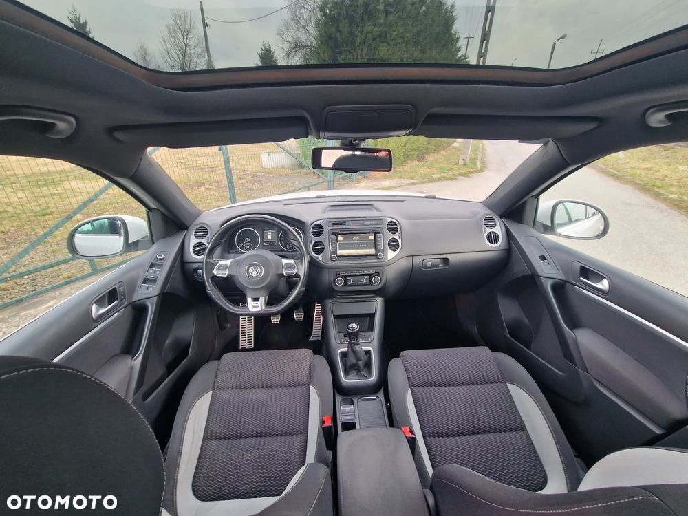 Volkswagen Tiguan 2.0 TDI 4Mot Perfectline R-Style - 5