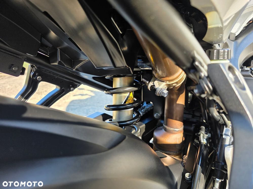 Yamaha FZ6 - 26