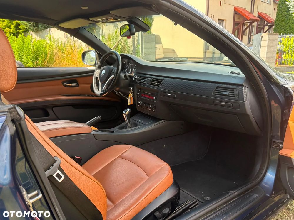 BMW Seria 3 320d - 16