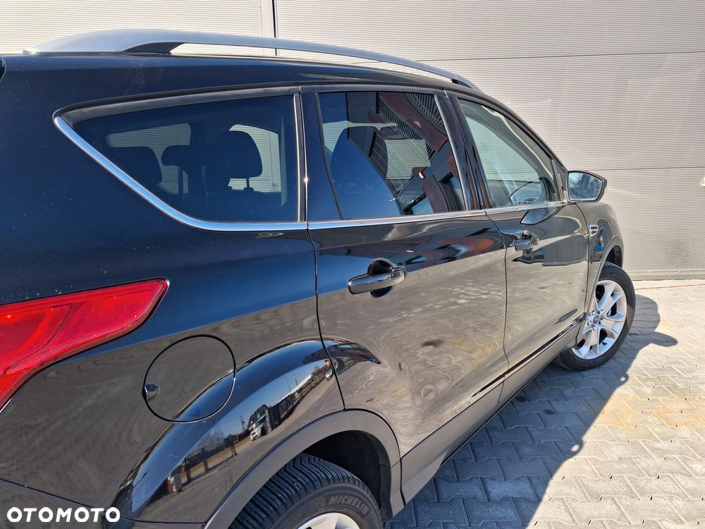 Ford Kuga 2.0 TDCi 4x4 Titanium - 10