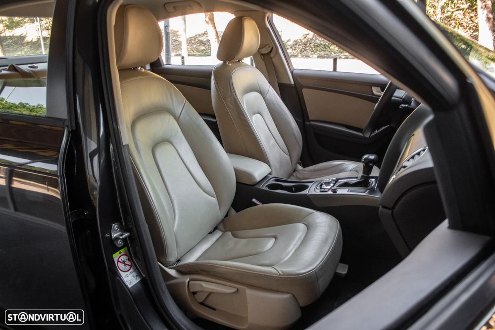 Audi A4 2.0 TDI S tronic design - 23