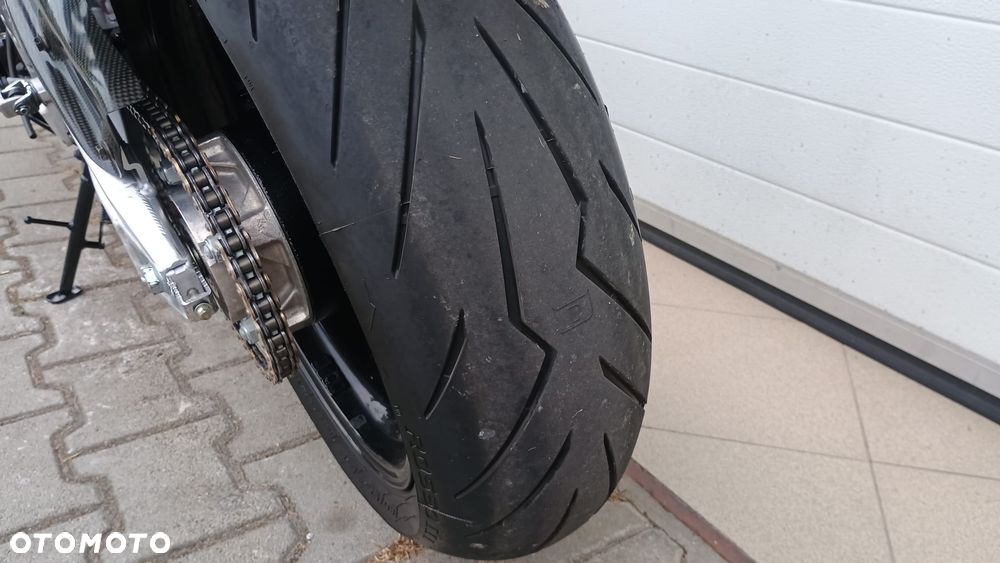 Honda CBR - 23