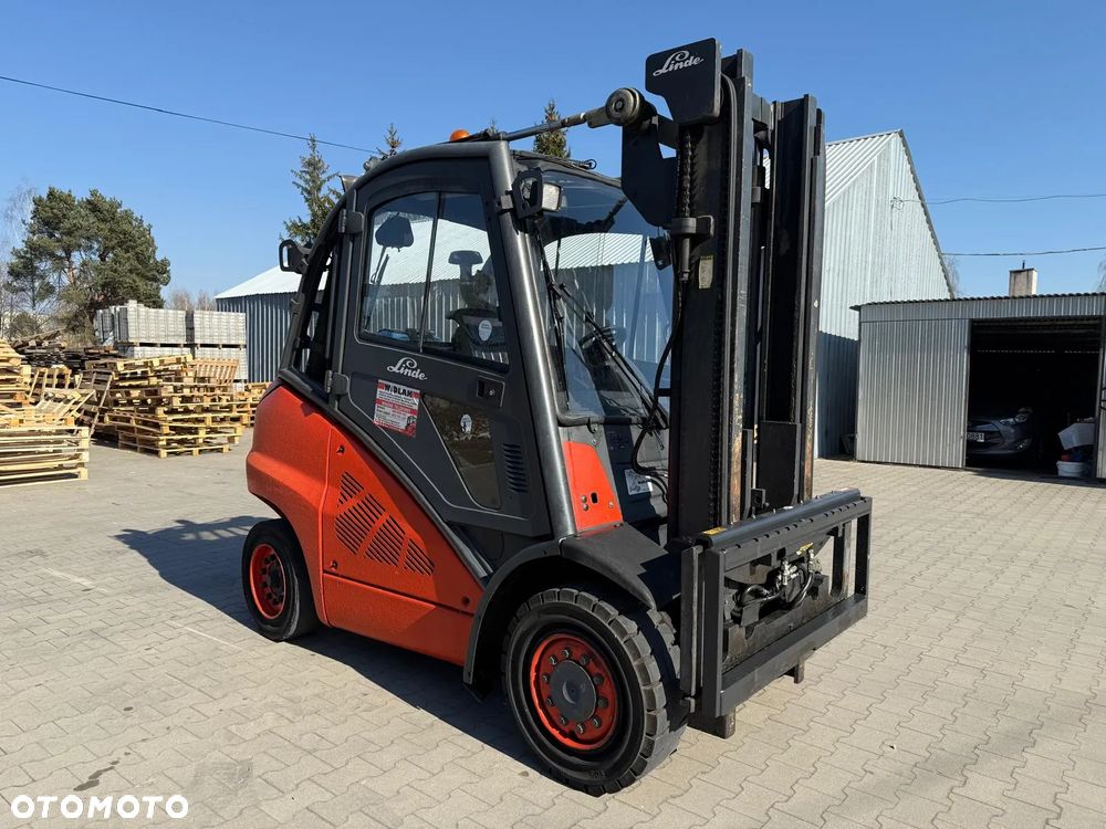 Linde [2009] WÓZEK WIDŁOWY LINDE H40T GAZ 4t - 8