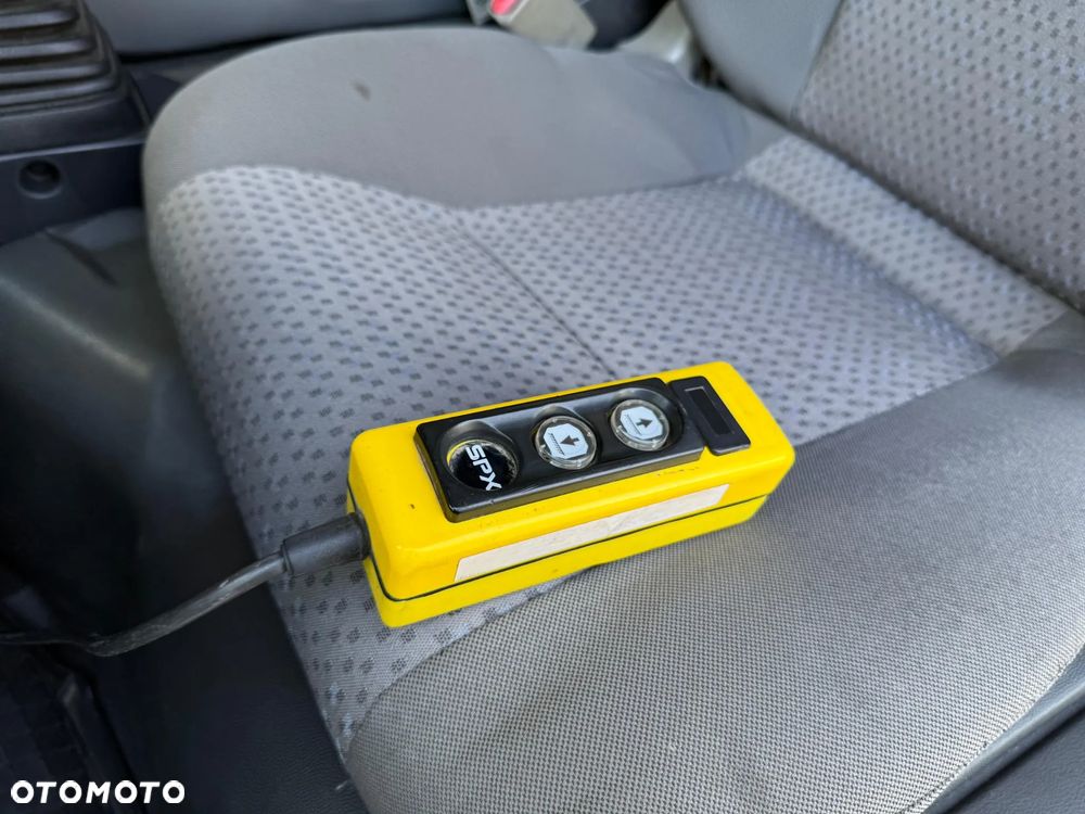 Nissan CABSTAR - 14