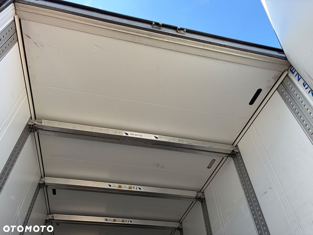 Schmitz Cargobull chłodnia - 9