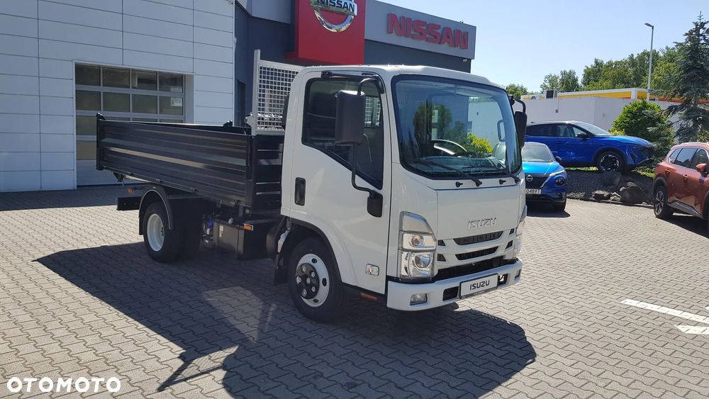 Isuzu M27 F - 3