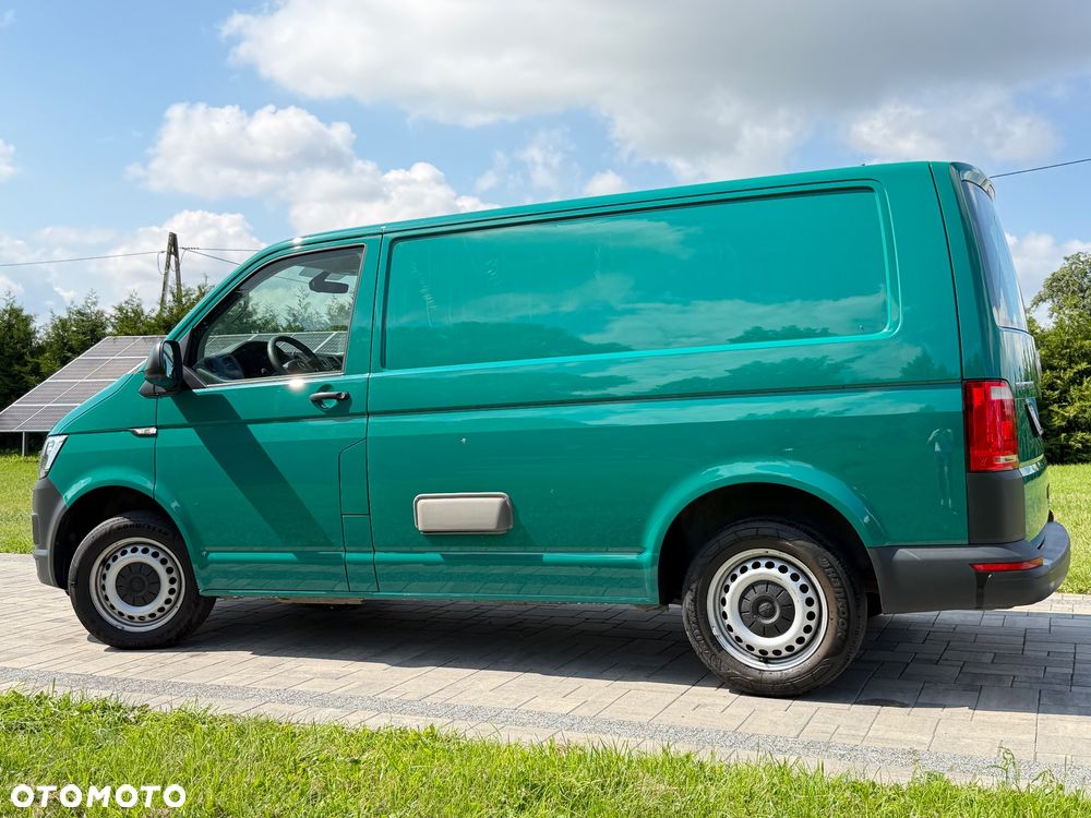 Volkswagen Transporter - 4