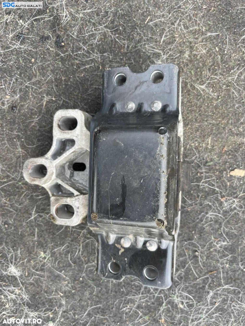 Suport Tampon Motor Stanga de la Cutie Viteze Manuala 6 Trepte Volkswagen Passat B6 2.0 TDI BMA BKP BMP BMR BVE BUZ BWV CBAA CBAB CBAC CBBB 2005 - 2010 Cod 3C0199555AA [C3792] - 1