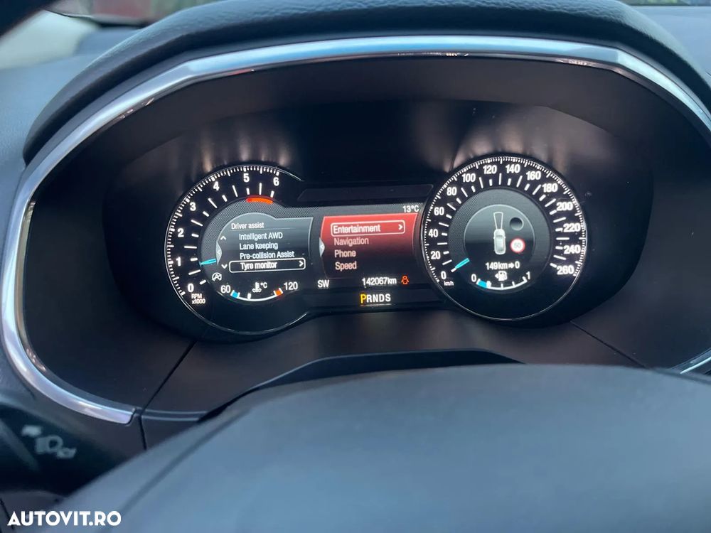 Ford Edge 2.0 TDCi Bi-Turbo 4x4 ST-LINE - 17