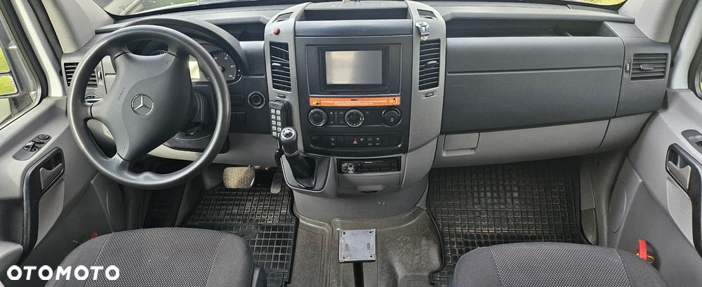 Mercedes-Benz Ambulans karetka Sprinter 319cdi automat - 26