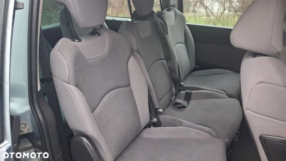 Peugeot 807 2.0 HDi Active - 13