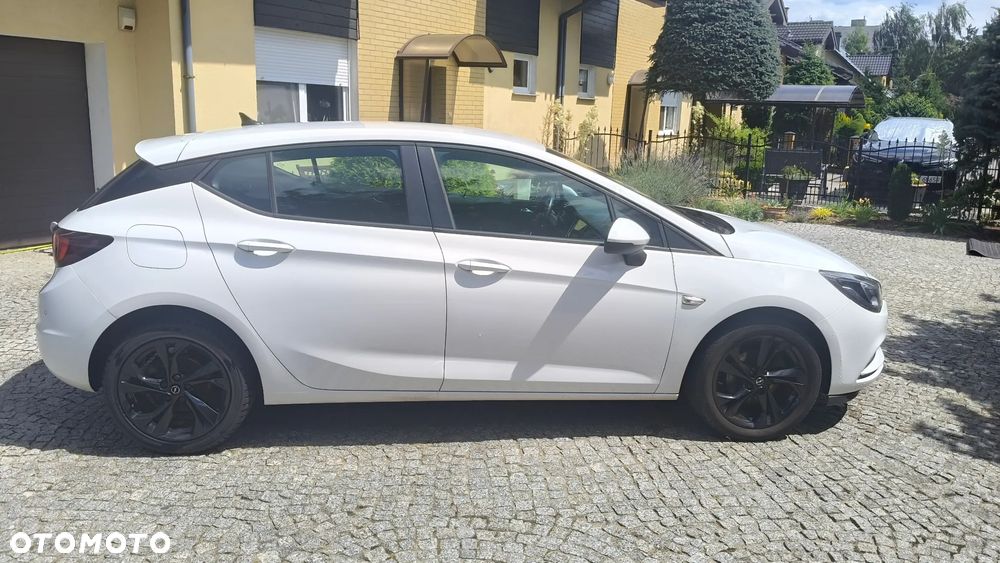 Opel Astra 1.4 T Dynamic - 4