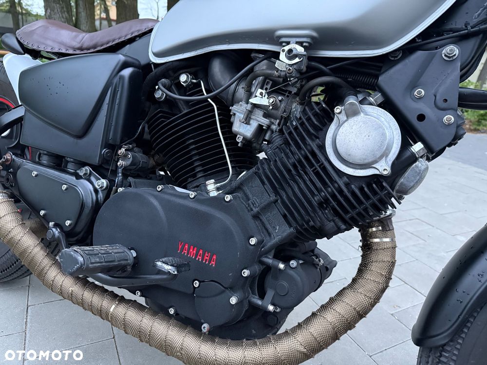 Yamaha XV - 12