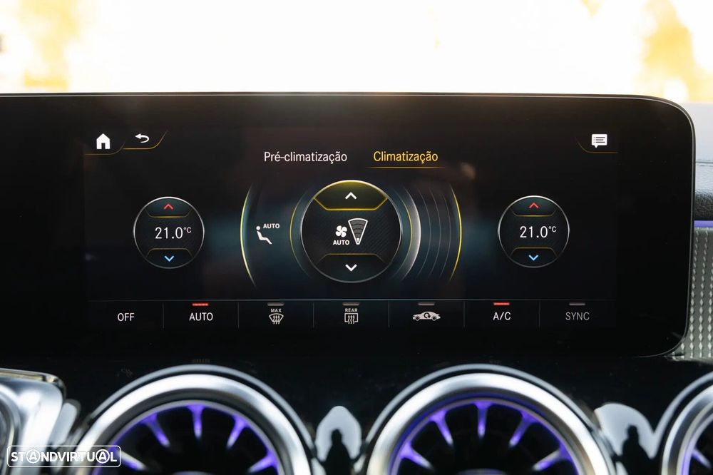 Mercedes-Benz EQB 300 4Matic AMG Line - 50
