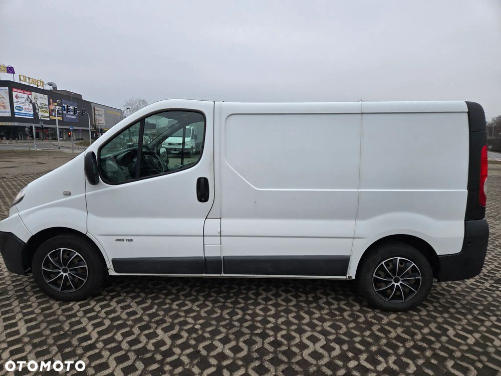 Renault TRAFIC - 7