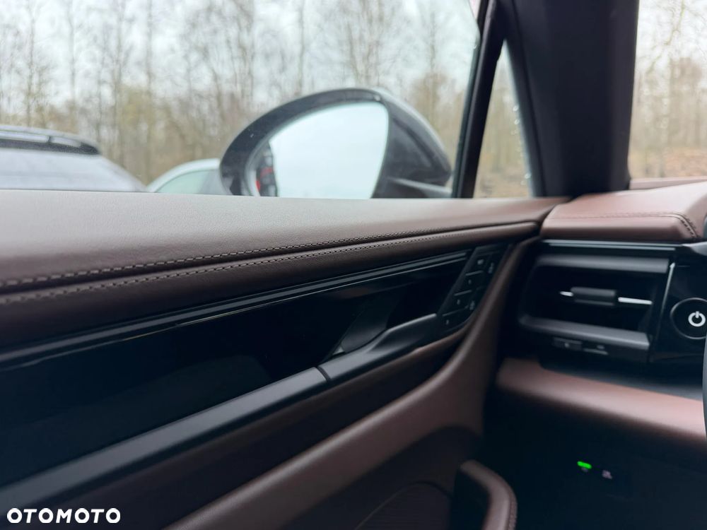 Porsche Macan - 22