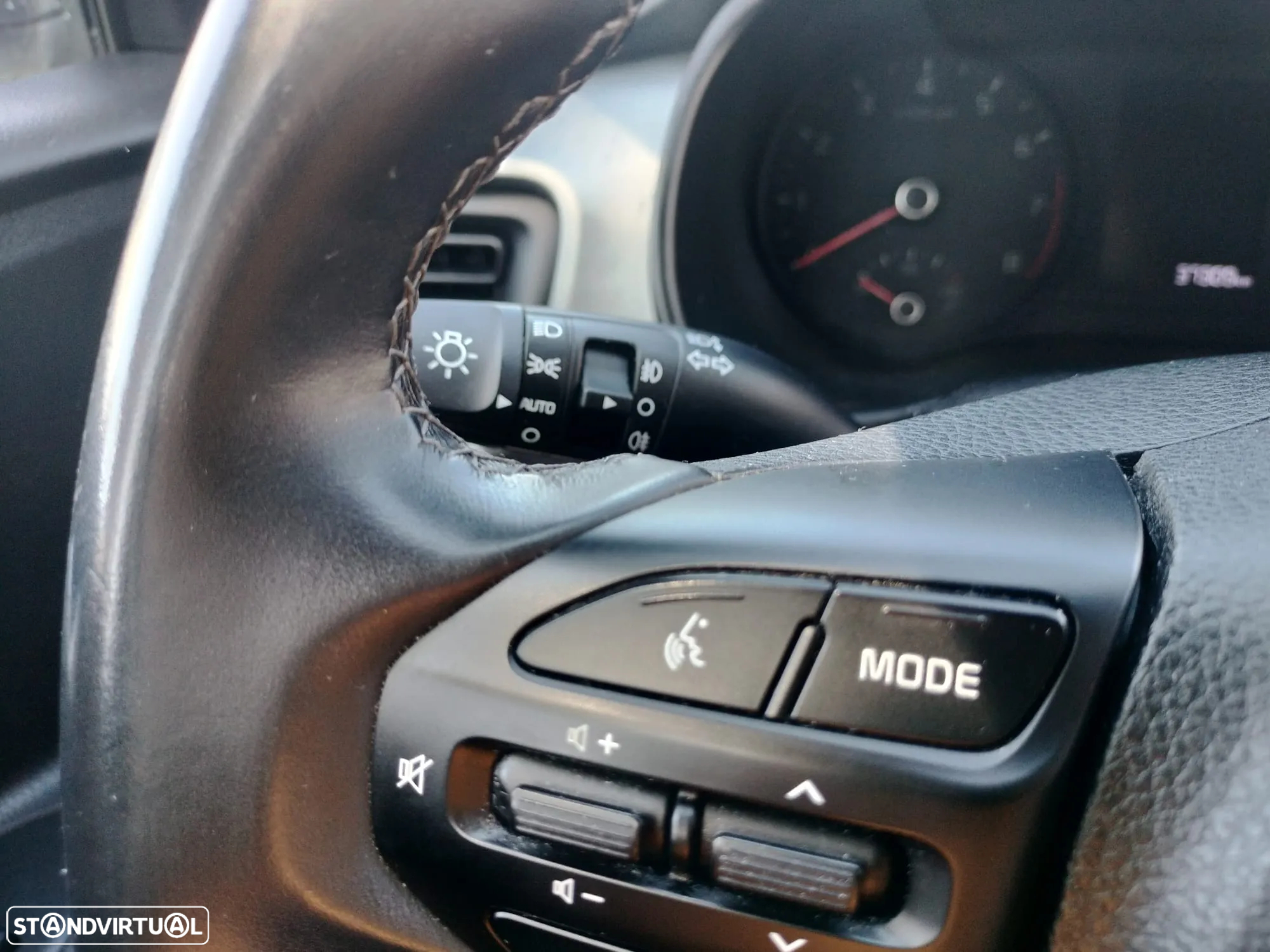 Kia Stonic 1.2 Dynamic - 6