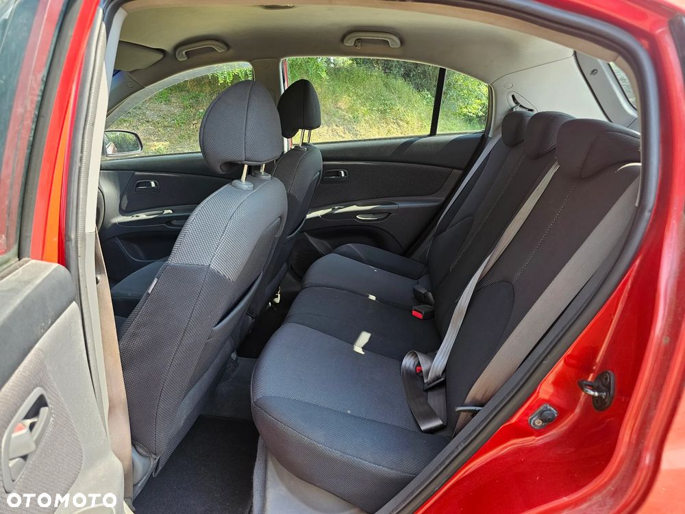 Kia Rio 1.6 Sport - 7