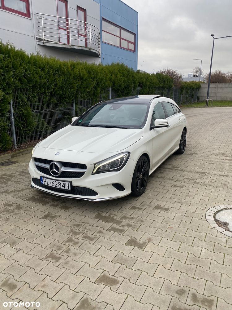 Mercedes-Benz CLA 180 7G-DCT - 1