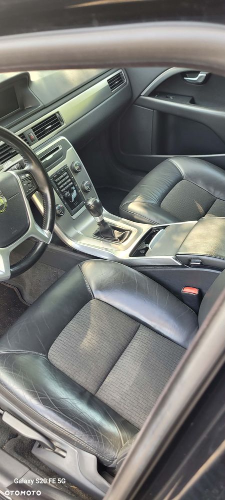 Volvo V70 2.5T Summum - 13
