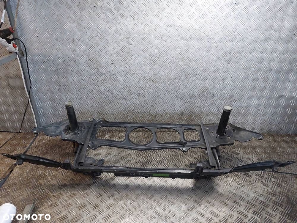 PAS PRZEDNI WZMOCNIENIE CZOŁOWE + CHŁODNICE BMW E39 520i 2.0 24V M52 - 12