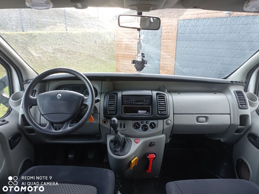 Renault Trafic 2.0 dCi 90 Combi L1H1 - 9